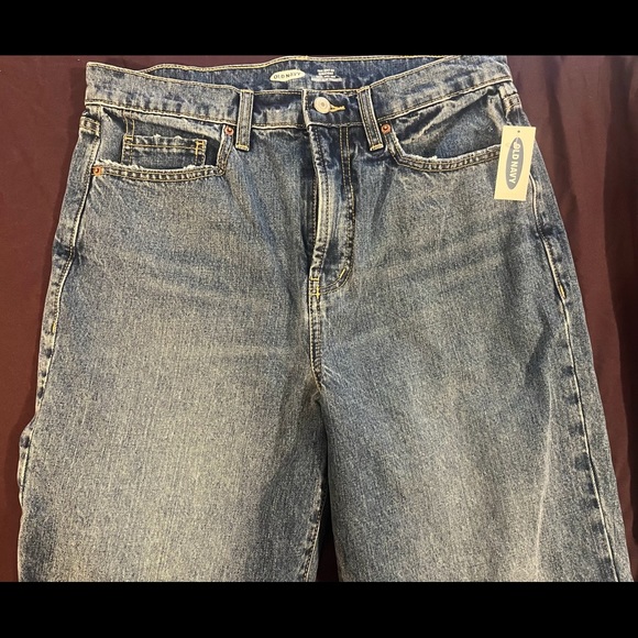 Old Navy Boys Blue Jeans - Picture 2 of 3